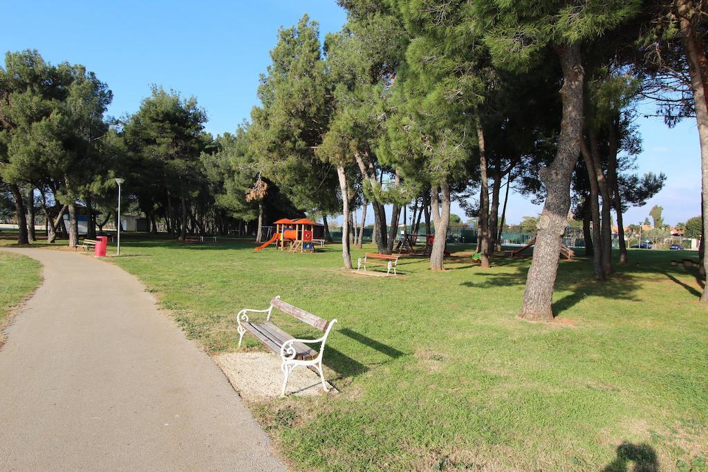 Apartment Nautica Novigrad  Luaran gambar