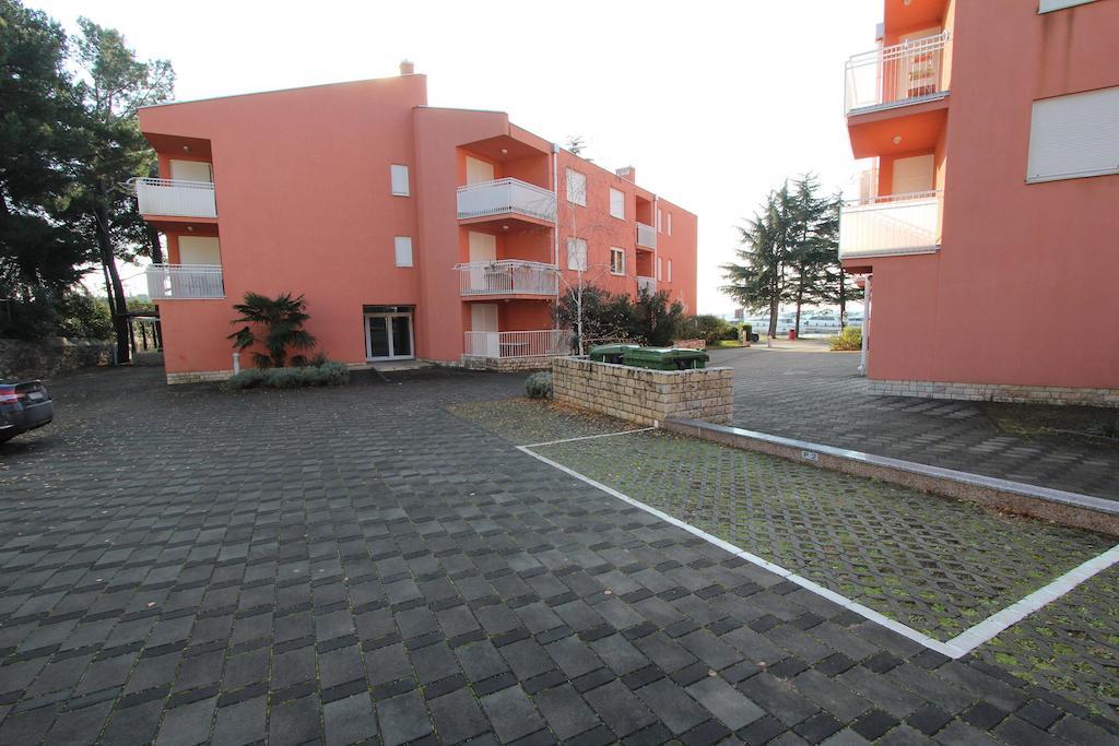 Apartment Nautica Novigrad  Luaran gambar